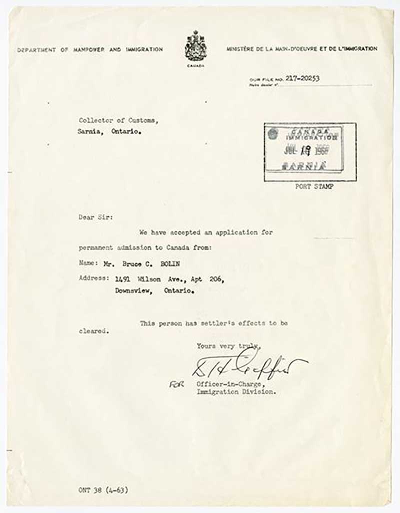Vieille copie d’une lettre à Bruce provenant du Ministère de la Main-d’œuvre et de l’Immigration.