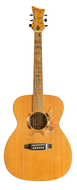 Voyageur, une guitare acoustique fabriquée à la main.