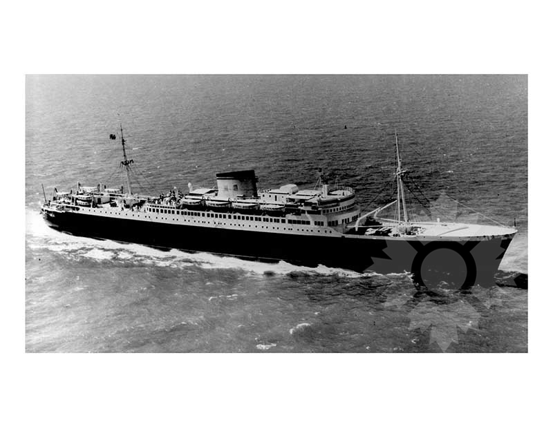 Photo en noir et blanc du navire Arosa Sky (MS)