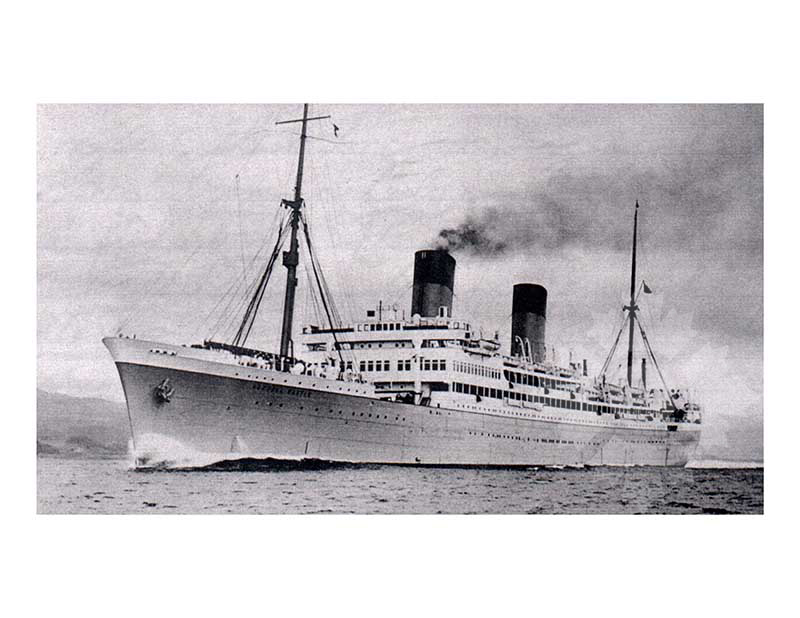 Photo en noir et blanc du navire Arundel Castle IV (RMS)