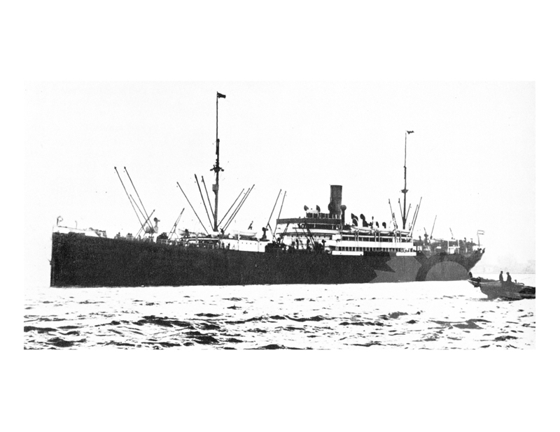 Photo en noir et blanc du navire Batavia (SS)