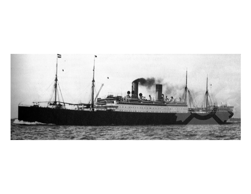 Photo en noir et blanc du navire Cleveland