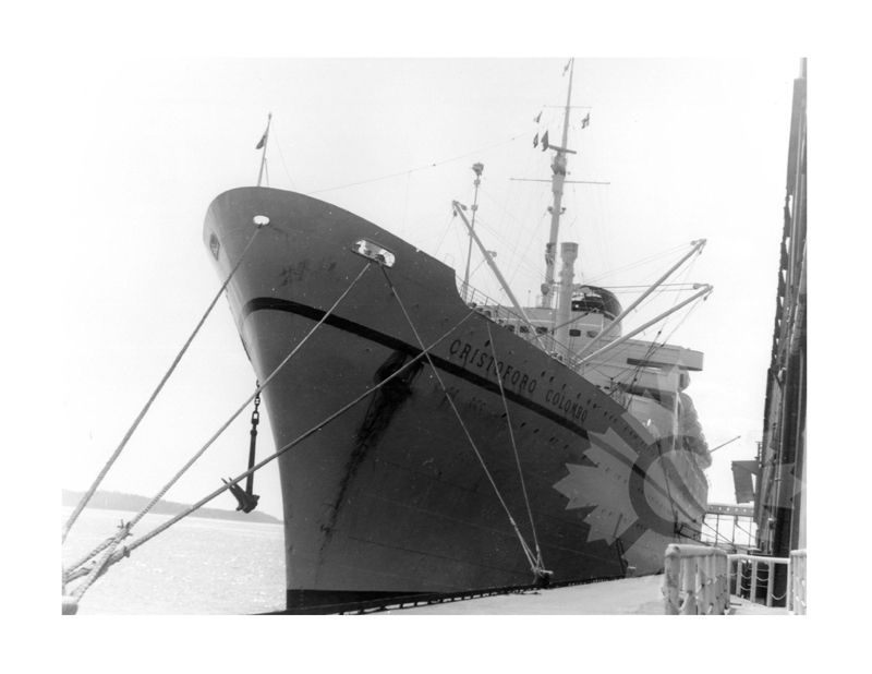 Photo en noir et blanc du navire Cristoforo Colombo (SS) (1952-1981)