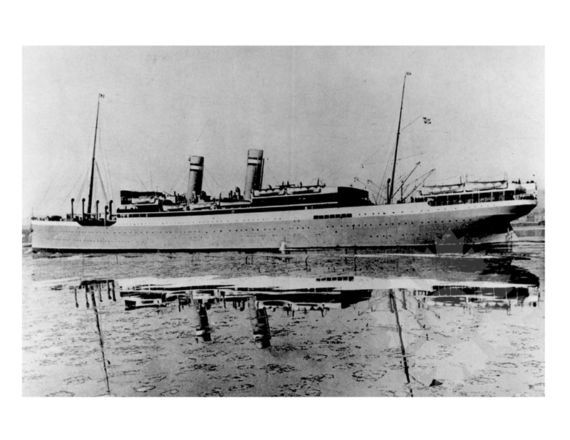 Photo en noir et blanc du navire Jérusalem (MS) (1953-1957)