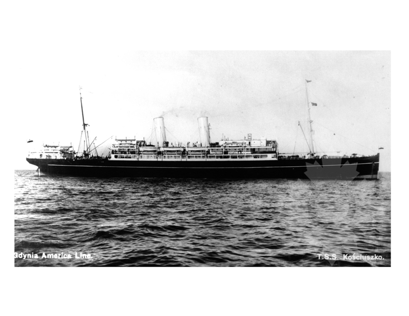 Photo en noir et blanc du navire Kosciuszko (SS) (1930-1939)
