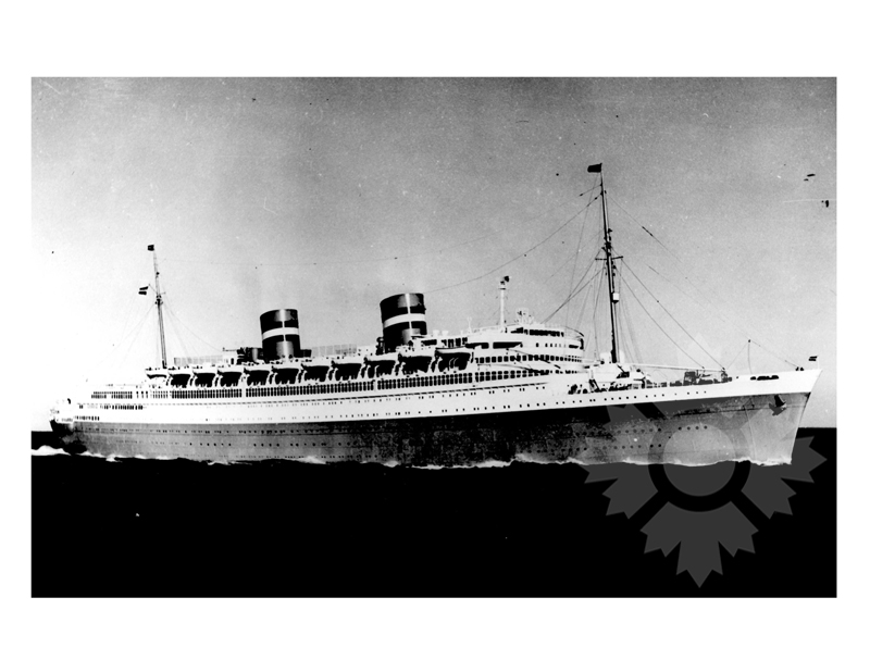 Photo en noir et blanc du navire New Amsterdam II (SS) (1937-1974)