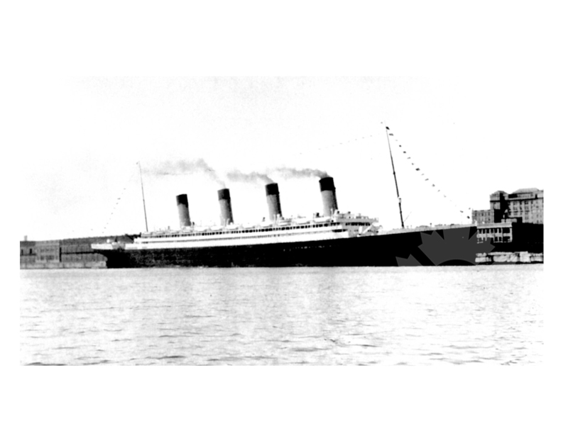 Photo en noir et blanc du navire Olympic (RMS) (1910-1935)