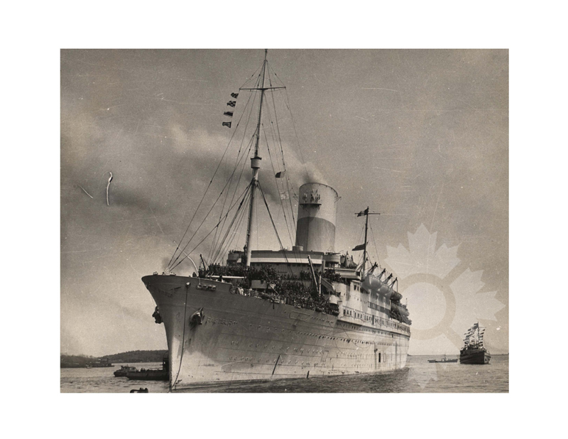 Photo en noir et blanc du navire Pasteur (SS) (1938-1957) WWII