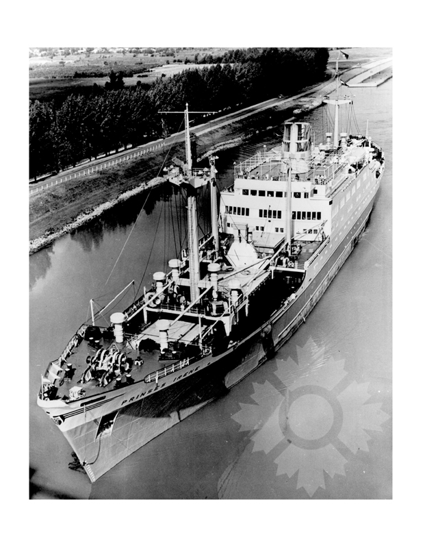 Photo en noir et blanc du navire Prinses Irene (MS) (1959-1965)