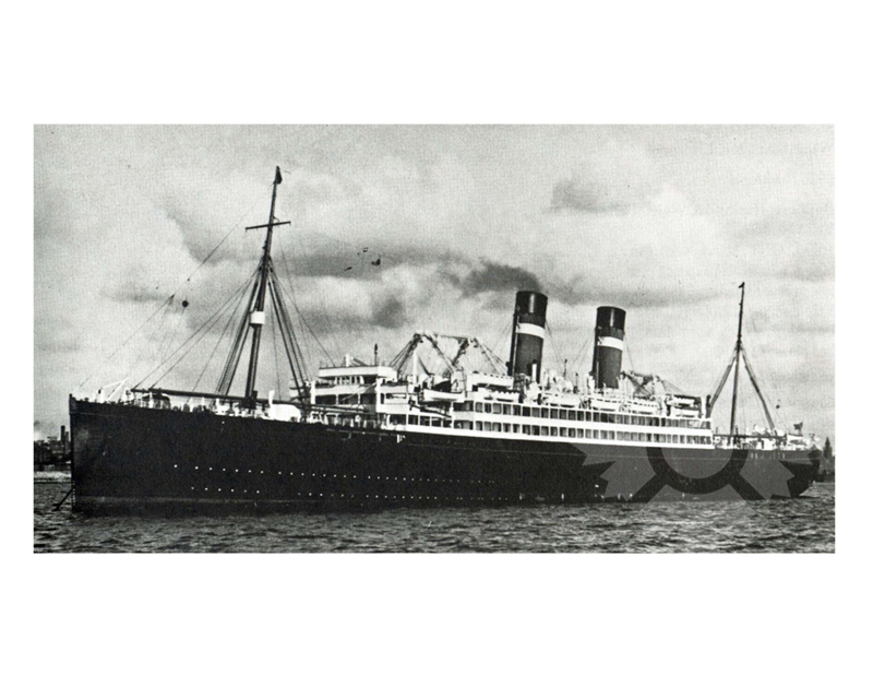 Photo en noir et blanc du navire Regina (RMS) (1917-1930)
