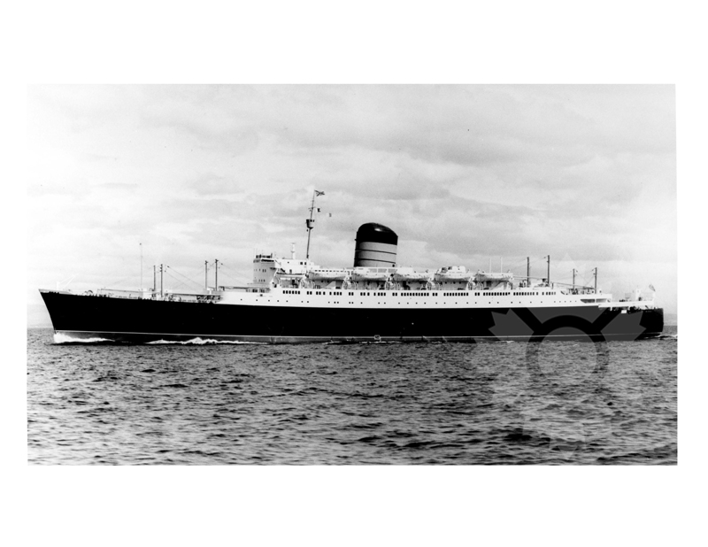 Photo en noir et blanc du navire Saxonia II (RMS) (1954-1963)
