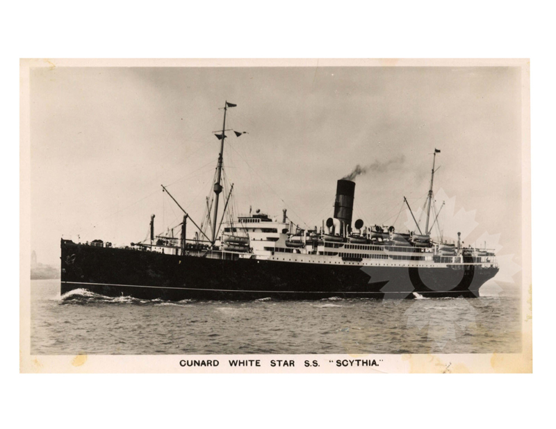 Photo en noir et blanc du navire Scythia (RMS) (1921-1958)