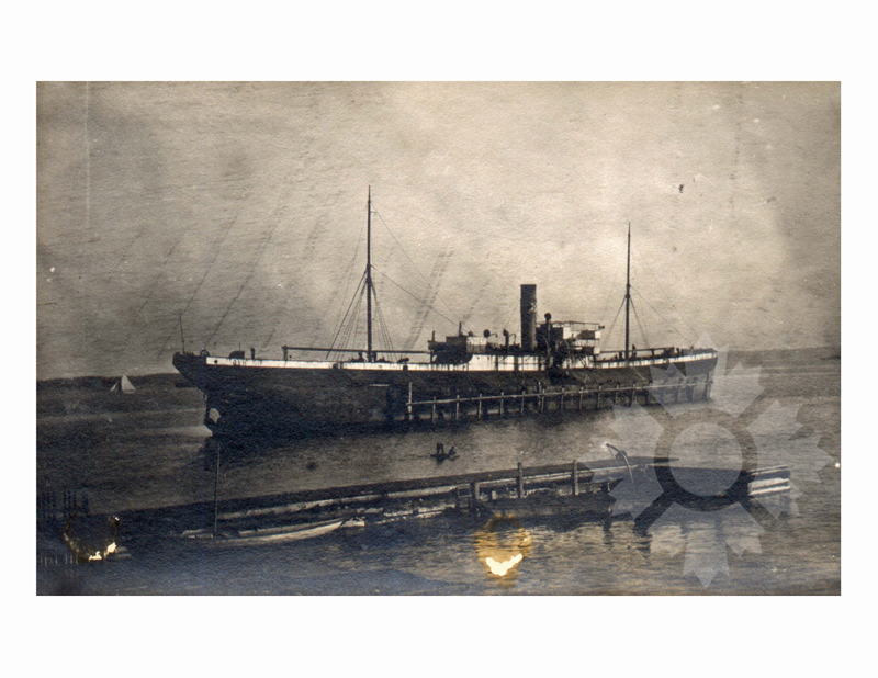 Photo en noir et blanc du navire Univers (SS) (1898-1910)