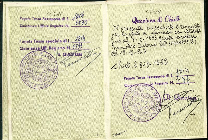Passeport délivré à Anna Maria Contini, 1951. Musée canadien de l’immigration du Quai 21 (DI2013.1783.1c).