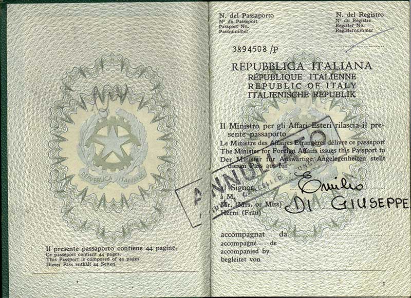 Passeport délivré à Bruna Di Giuseppe, 1964. Musée canadien de l’immigration du Quai 21 (DI2013.1788.10a).