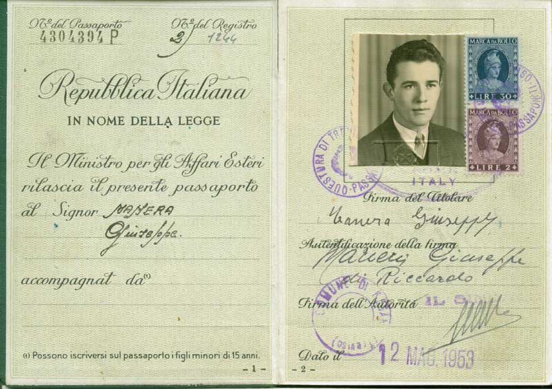 Passeport délivré à Giuseppe Manera, 1953. Musée canadien de l’immigration du Quai 21 (DI2013.1785.1b).