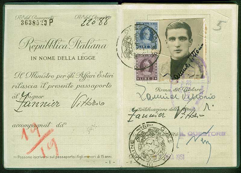 Passeport délivré à Vittorio Zannier, 1951. Musée canadien de l’immigration du Quai 21 (DI2013.1823.1d).