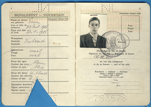 Passeport délivré à Pieter Faber, en 1904. Musée canadien de l’immigration du Quai 21 (DI2013.1827.1) 