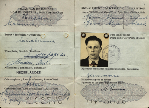 Passeport délivré à Marinis Haasen. Musée canadien de l’immigration du Quai 21 (I2013.1547.2).