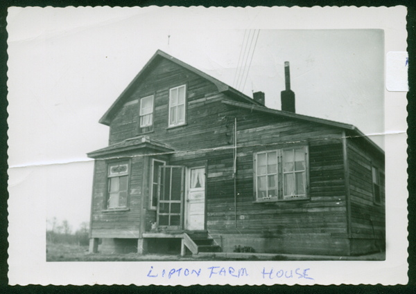 La maison de ferme d’Ed Smith, à Lipton. Musée canadien de l’immigration du Quai 21 (DI2013.1641.16).