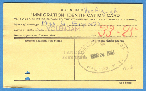 Pièce d’identité d’immigration délivrée à Grace Veenstra, en 1951. Musée canadien de l’immigration du Quai 21 (DI2013.1772.16).