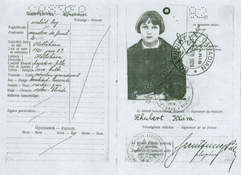 Passeport hongrois de Klara Schubert, 1929. Musée canadien de l’immigration du Quai 21 (DI2013.1462.1).