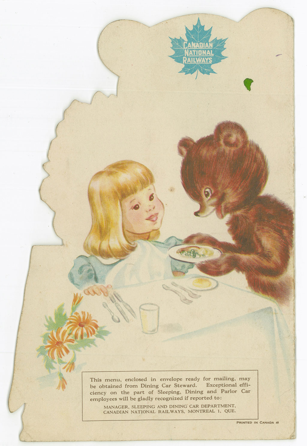 Verso d'un menu de train à l'ancienne. La page arrière montre le même ours servant de la nourriture à une petite fille blonde.