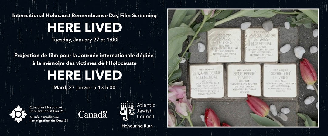 Renseignements sur l'événement sur fond noir texturé à côté d'une photographie de noms gravés sur des blocs entourés de tulipes et de roses.