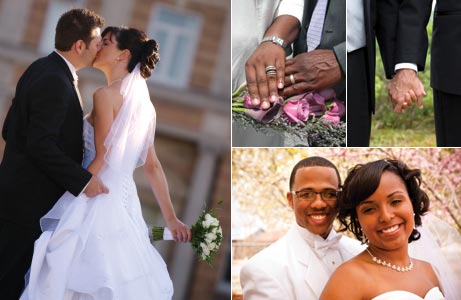 Un montage de cérémonies de mariage : un couple de mariés qui s’embrassent, des anneaux de mariage, un couple de mariés qui se tiennent par la main et enfin, des nouveaux mariés qui sourient pour la photo.