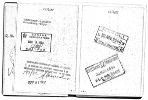 Page de passeport montrant le tampon d’arrivée apposé par l’immigration.