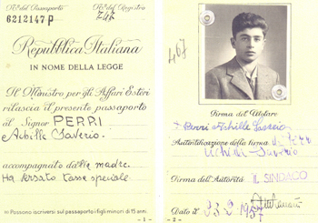 Page d’un vieux passeport italien montrant la photographie d’Achille Perri.