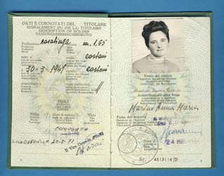 Passeport photo page d'Anna Maria Marini.