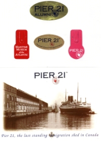 Collage de stickers Pier 21 et carte postale à l’ancienne.