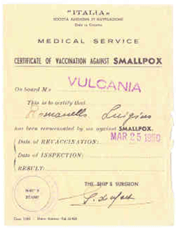 Gros plan du certificat de vaccination contre la variole.