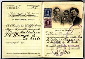 Passeport photo page de Maddalena  DeCarlo.