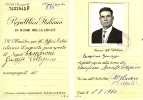 Passeport italien et photographie du jeune Dominic Campione.