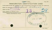 Carte d’identité de l’immigration de Kathleen, avec le numéro 28.