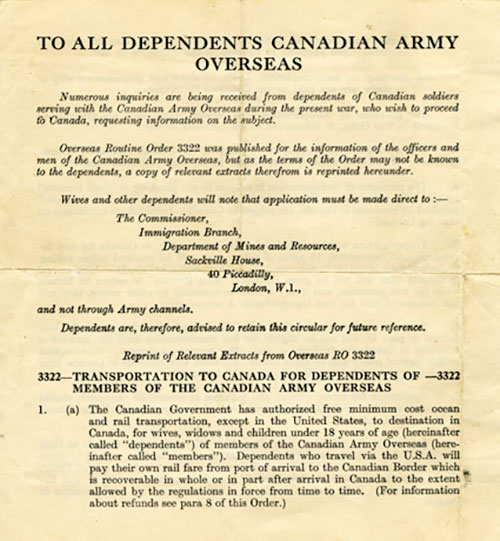 Brochure du ministère de la Défense nationale destinée aux personnes à charge. Le document est intitulé Votre voyage vers le Canada.