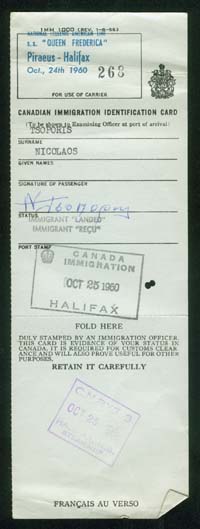 Carte d’identité de l’immigration canadienne de Nikolas Tsoporis.