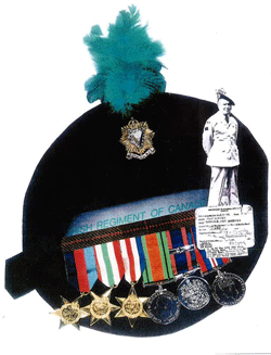Collage d’articles montrant un béret avec plume, étoiles, médailles et petite photographie de Charles en uniforme.