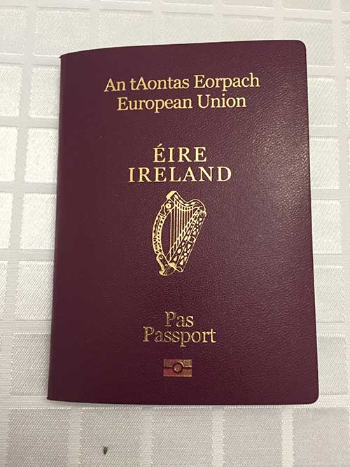 Photo passeport irlandais.