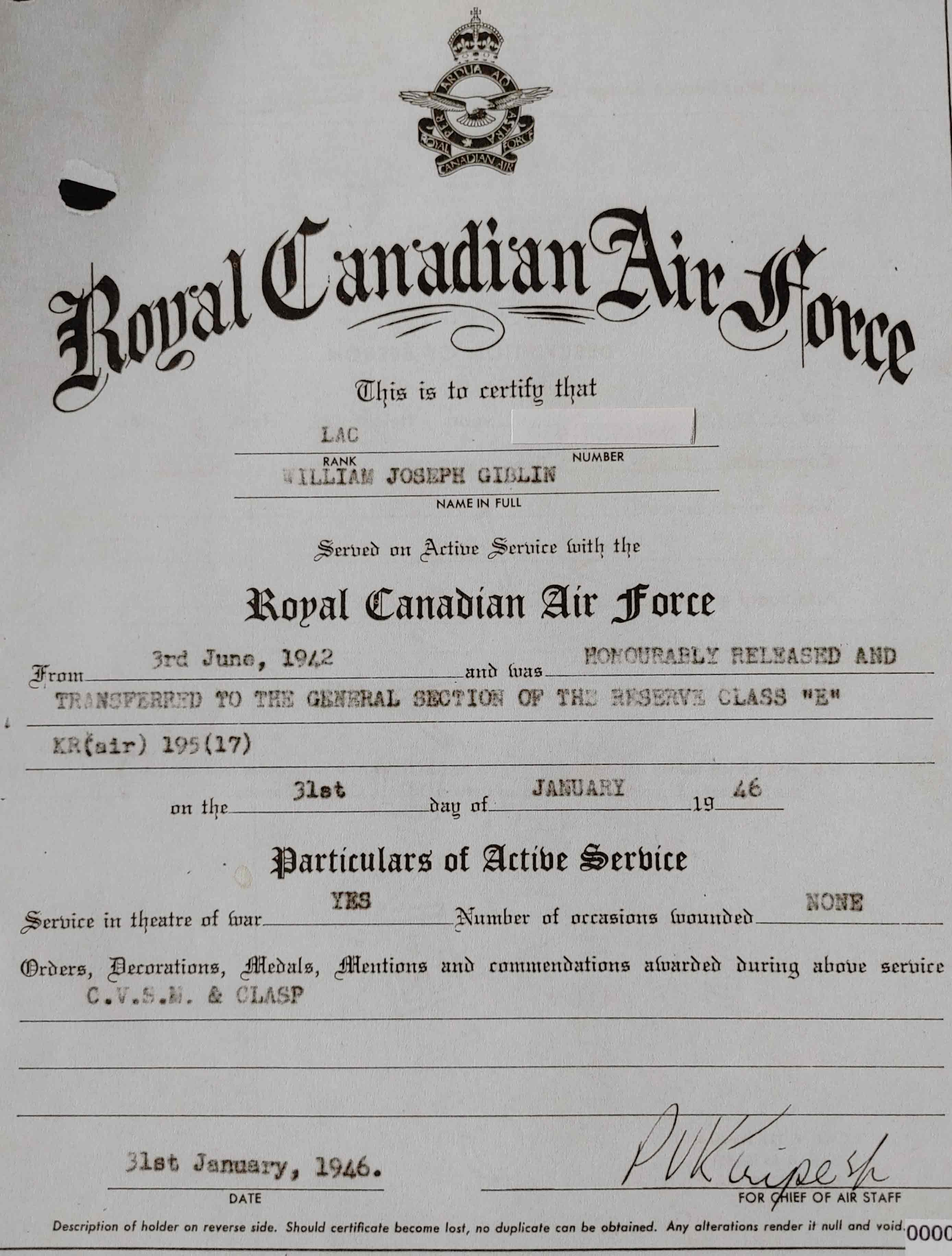 Un document de certification portant le nom et le logo de l’Aviation royale canadienne décrivant le service de William Giblin. 